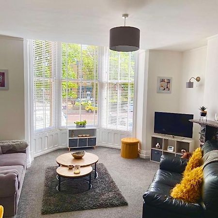 Charles Alexander Short Stay - Clifton Drive Beach Retreat Lytham St Annes Esterno foto