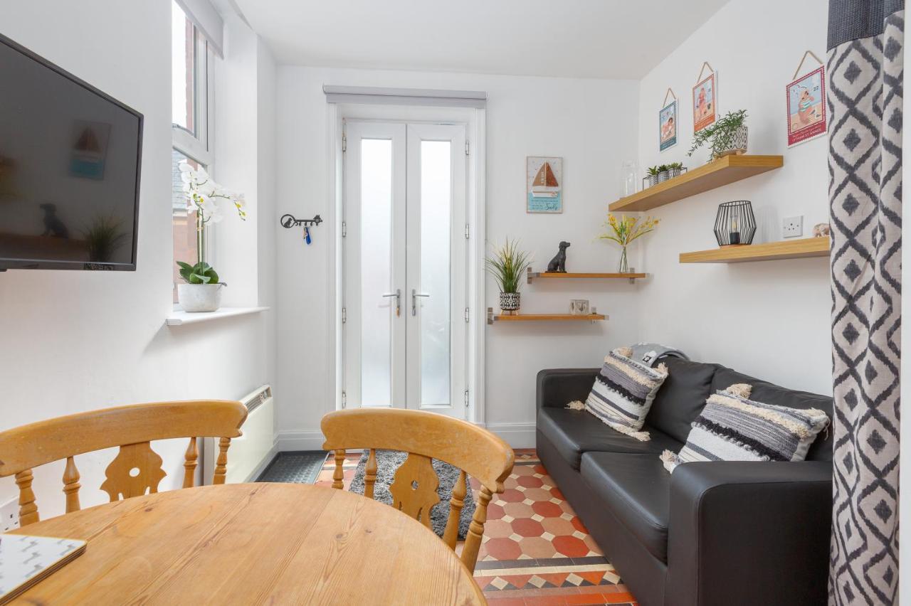 Charles Alexander Short Stay - Clifton Drive Beach Retreat Lytham St Annes Esterno foto