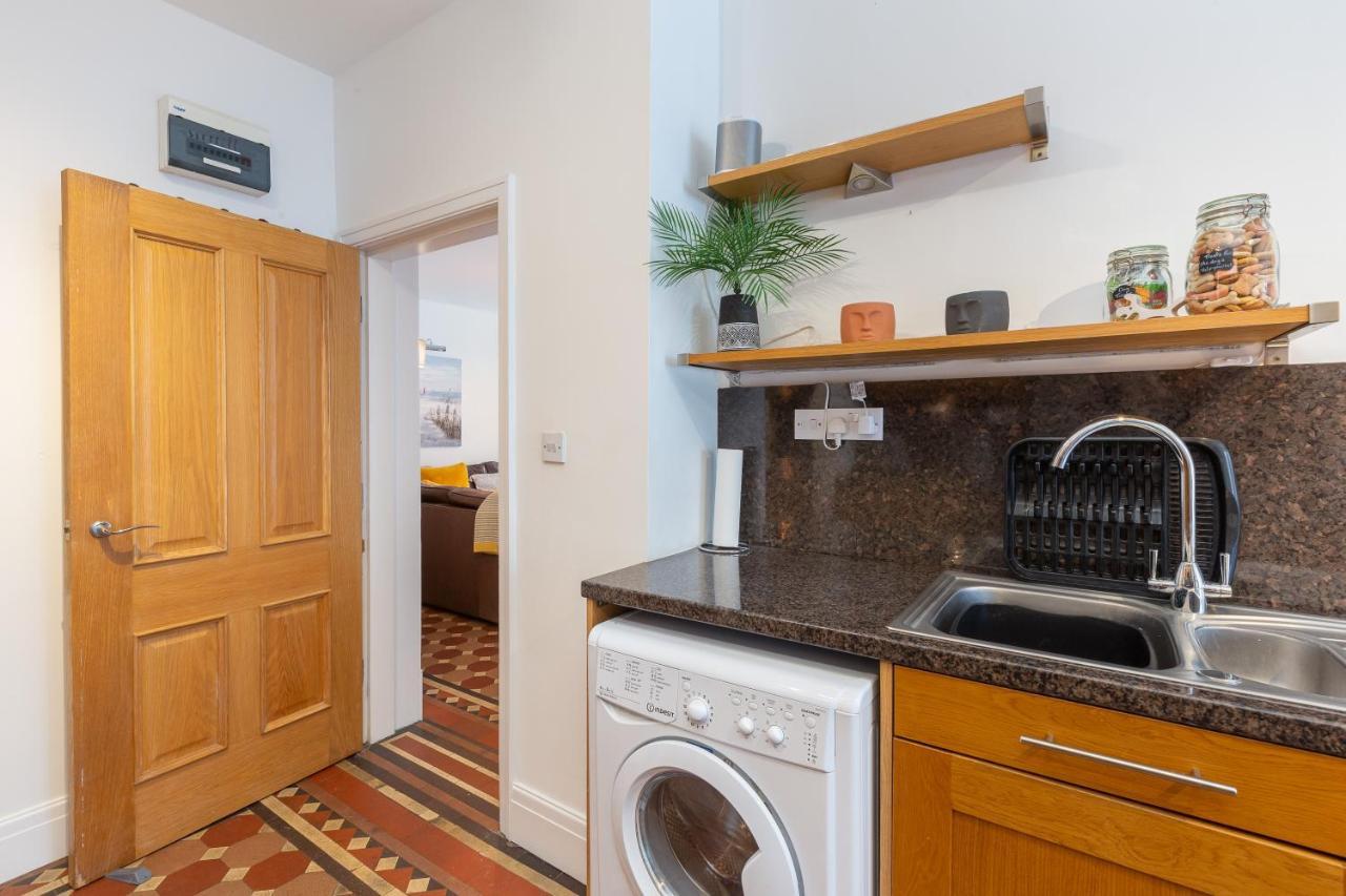 Charles Alexander Short Stay - Clifton Drive Beach Retreat Lytham St Annes Esterno foto