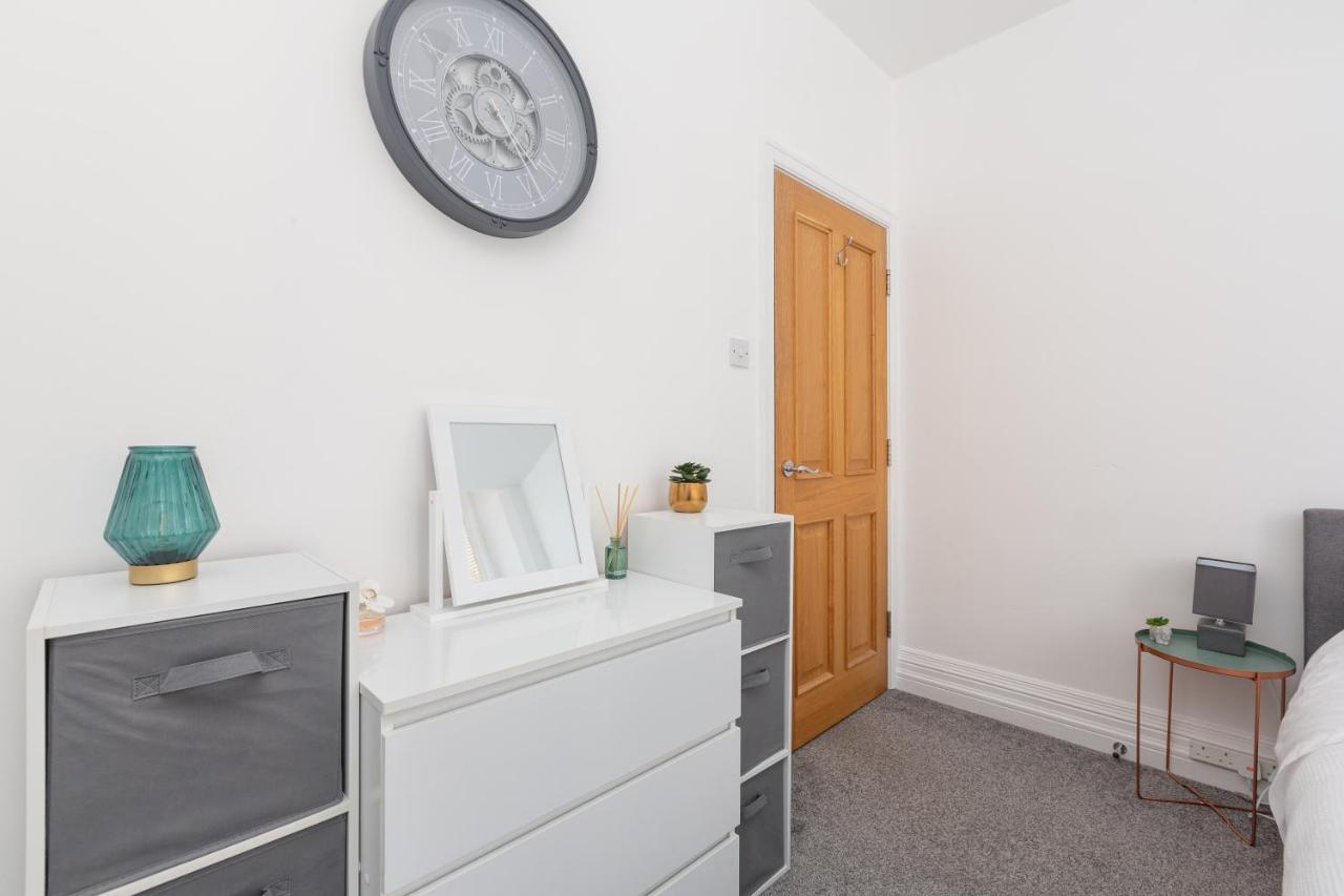 Charles Alexander Short Stay - Clifton Drive Beach Retreat Lytham St Annes Esterno foto